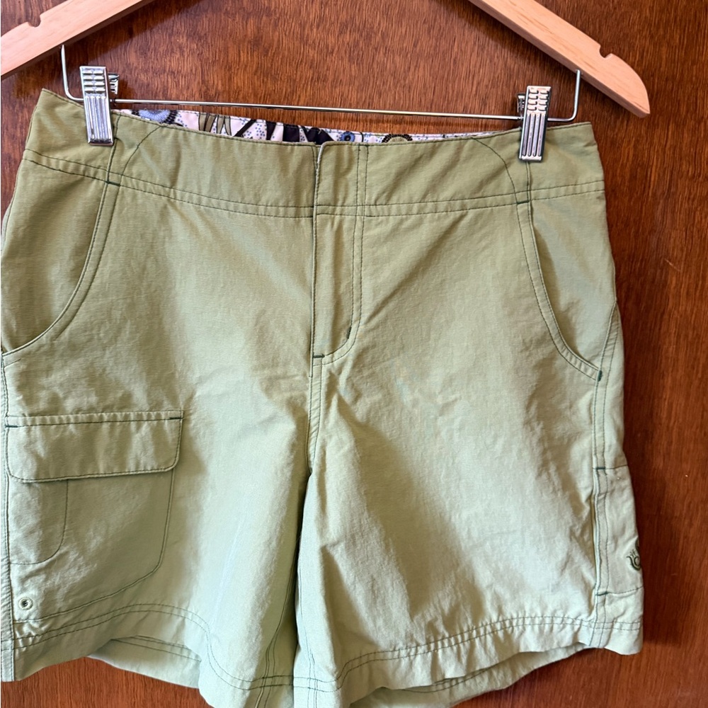 Isis Green Cargo Shorts Relaxed Fit